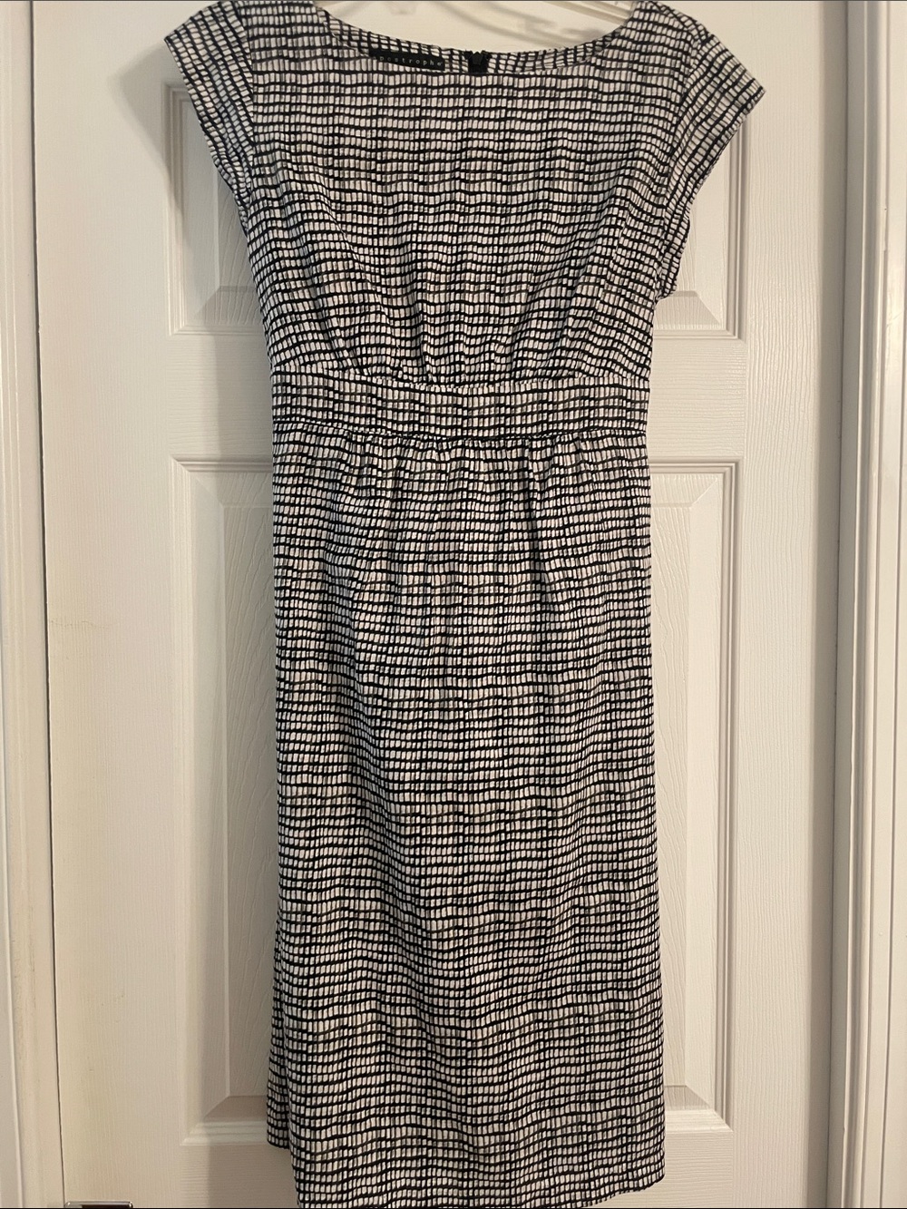 Apostrophe Linen Dress Size Medium